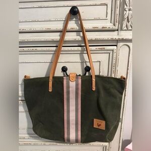 Chic Olive Tote with Pink Stripe and Tan Handles